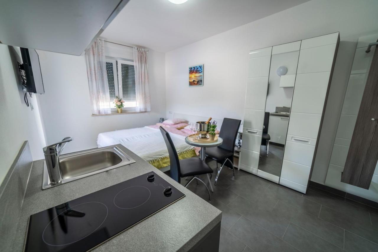 Apartments Adriana Пула Экстерьер фото