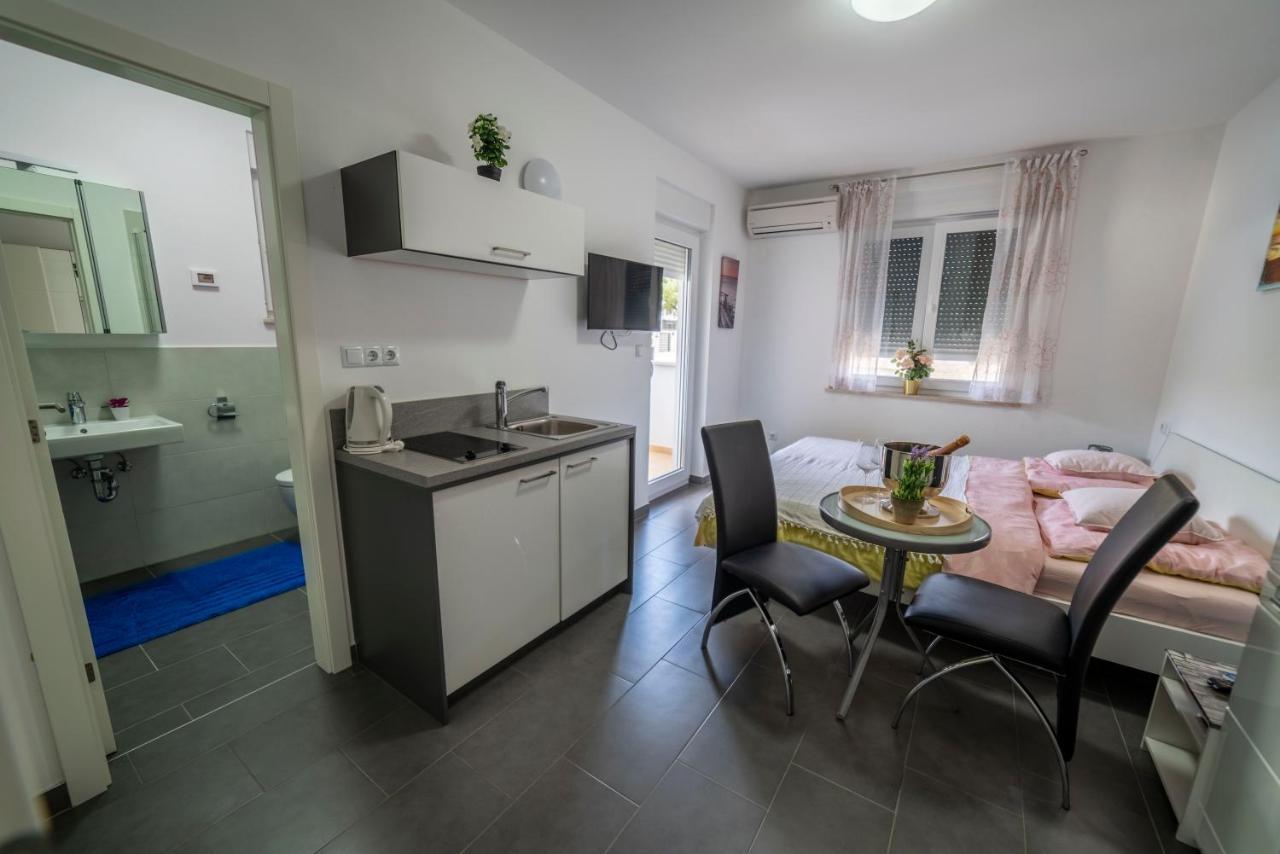 Apartments Adriana Пула Экстерьер фото
